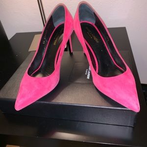 Saint Laurent Paris Pump